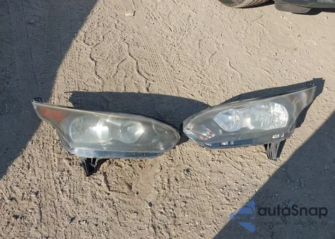 2015 Ford Transit Connect Xlt из США, поврежденный, VIN NM0LE7F72F1177578